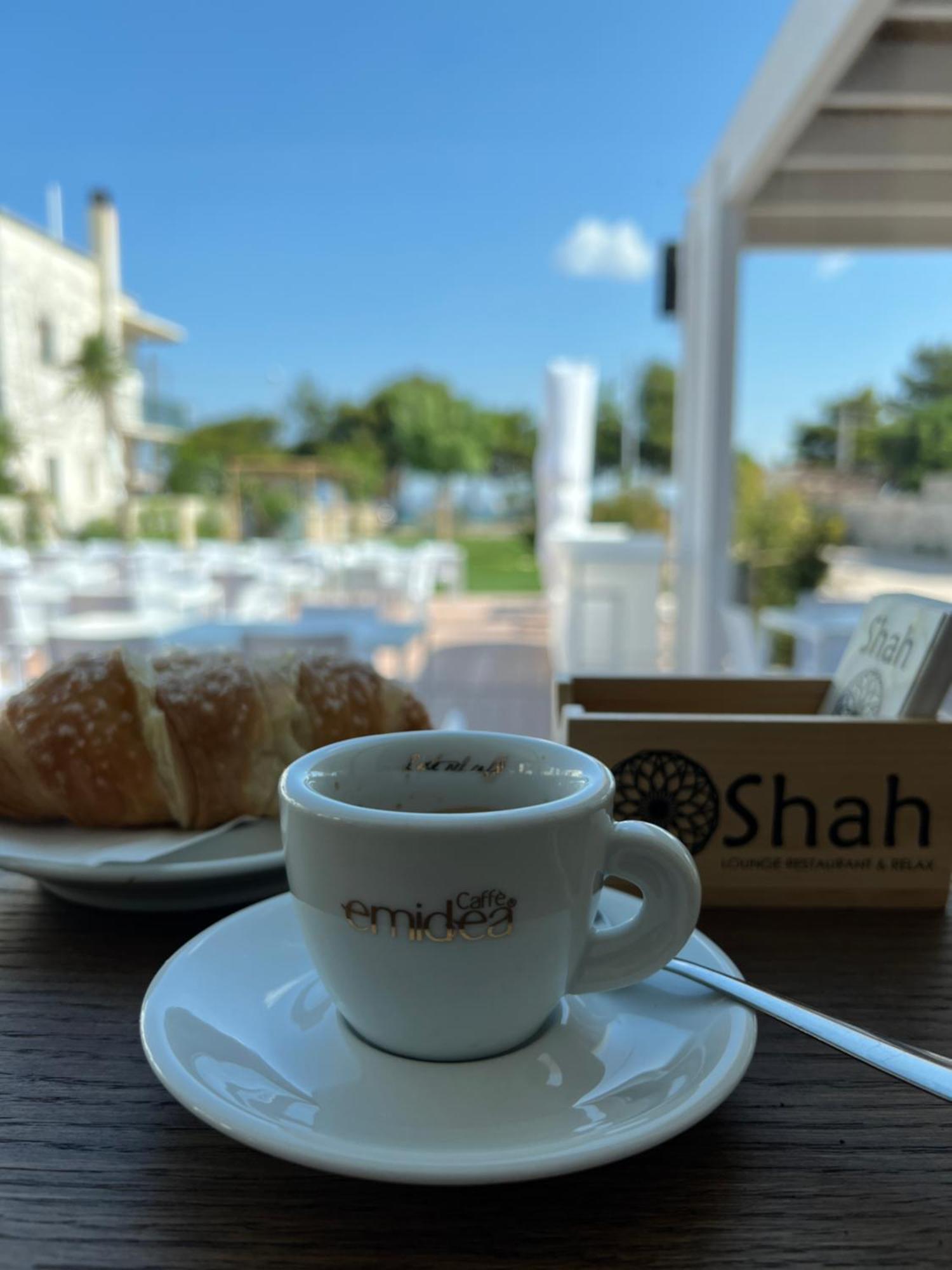 Shah Rooms&Relax 塔兰托 外观 照片